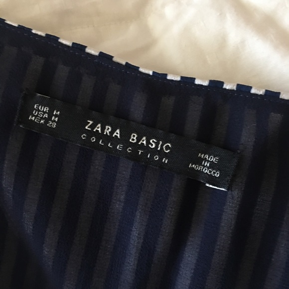 Striped Sleeveless Top w/ Lace Detail - Picture 4 of 5